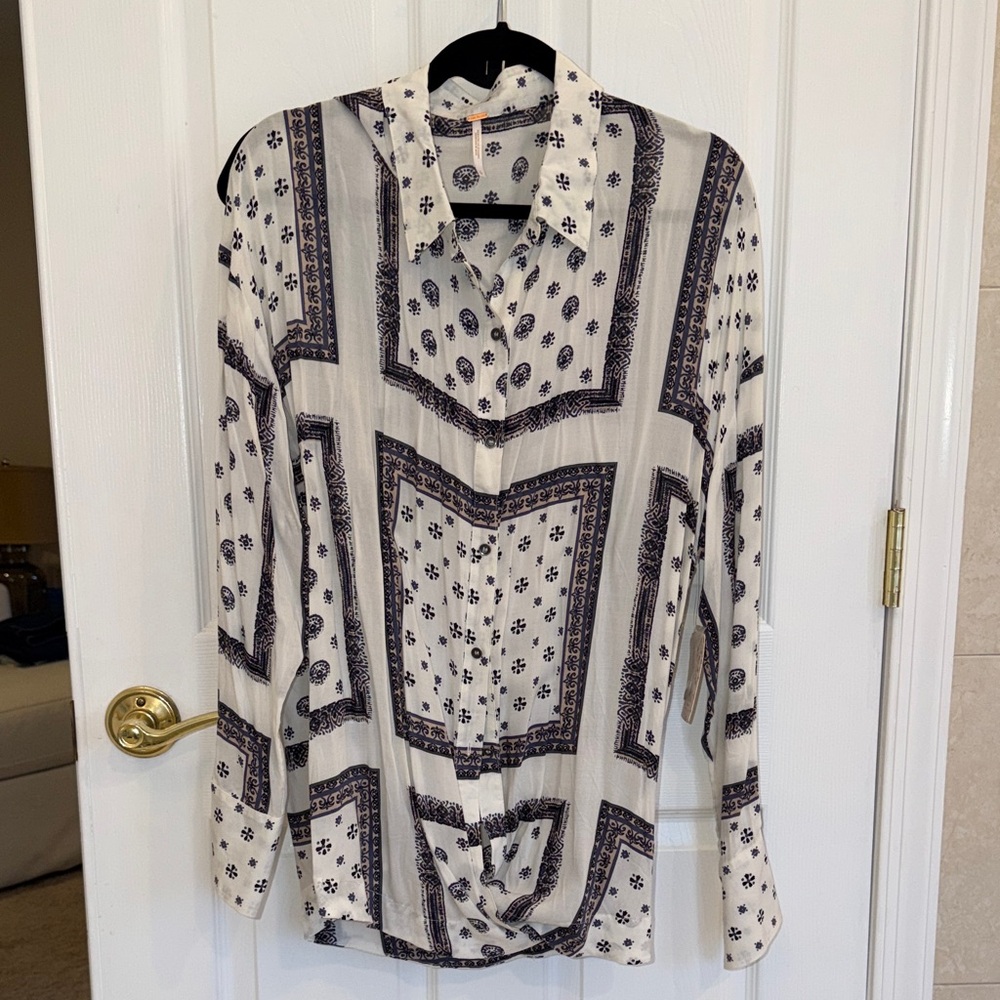 Free People Black and Cream Patterned Blouse